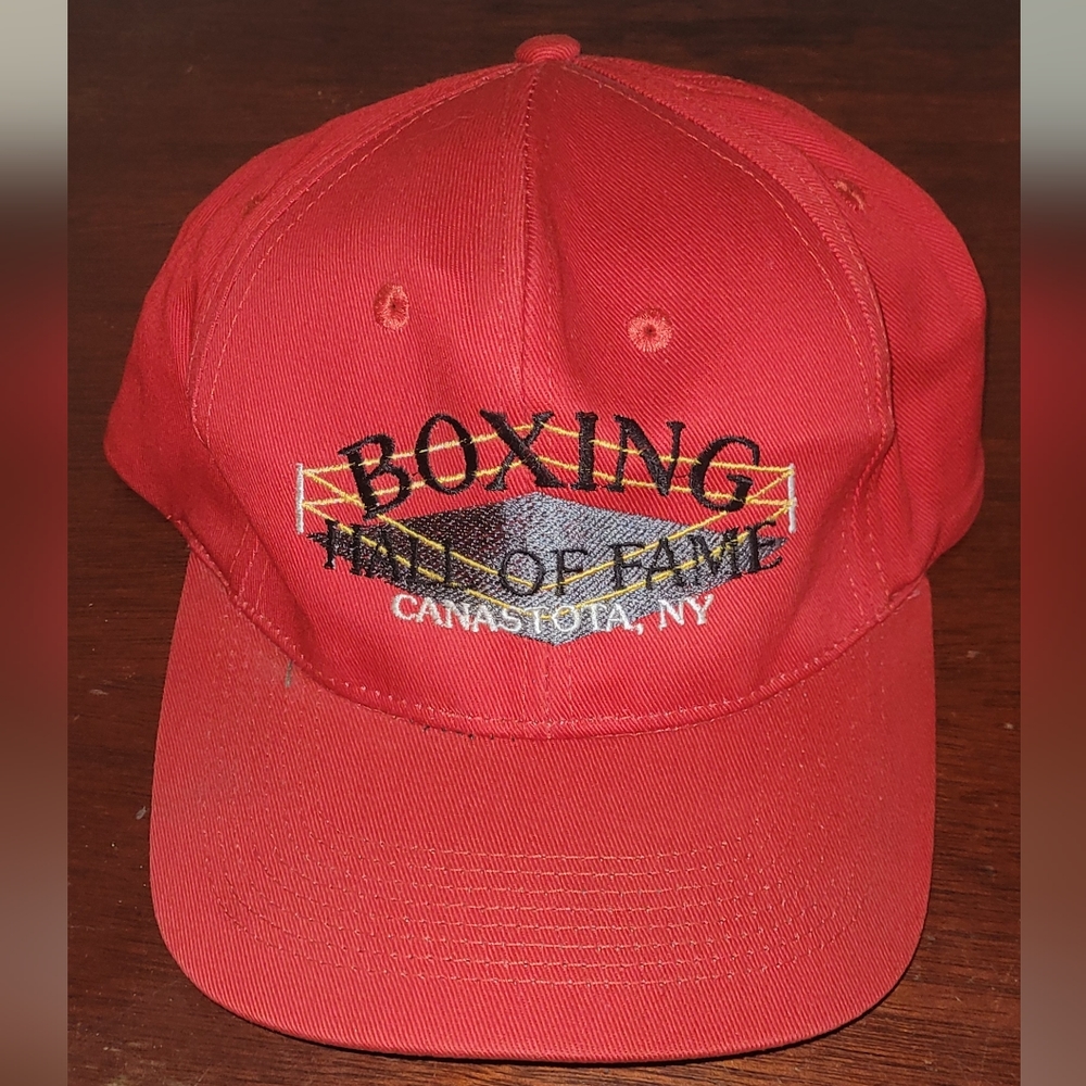 Vintage RED BOXING HALL OF FAME CANASTOTA NY SNAPBACK HAT CAP